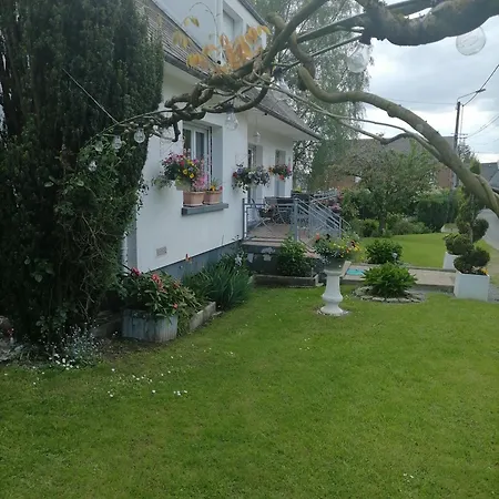 Homestay Chez Fabiola Et Alain *